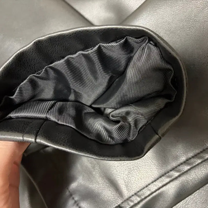 [BUNJANG] LE17SEPTEMBRE Vegan Leather Half Coat / le17septembre VEGAN LEATHER HALF COATE