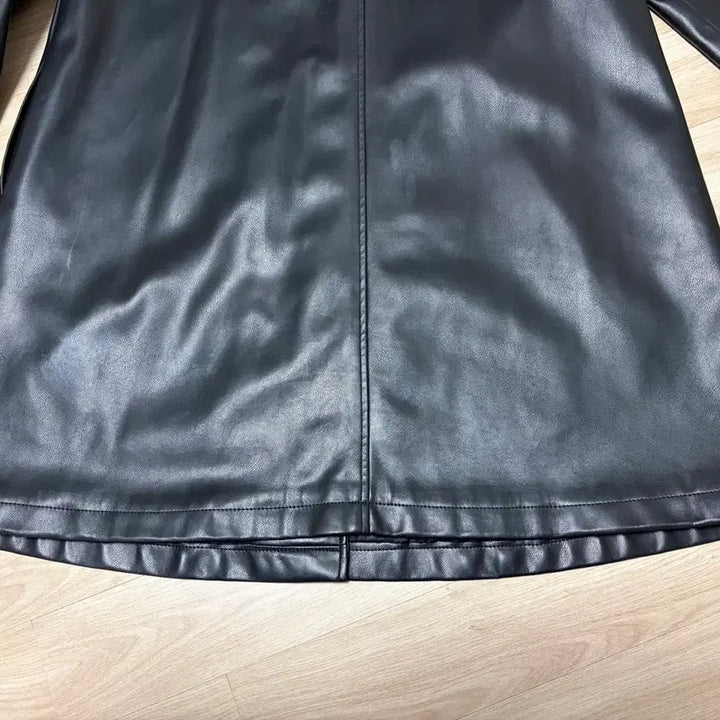 [BUNJANG] LE17SEPTEMBRE Vegan Leather Half Coat / le17septembre VEGAN LEATHER HALF COATE