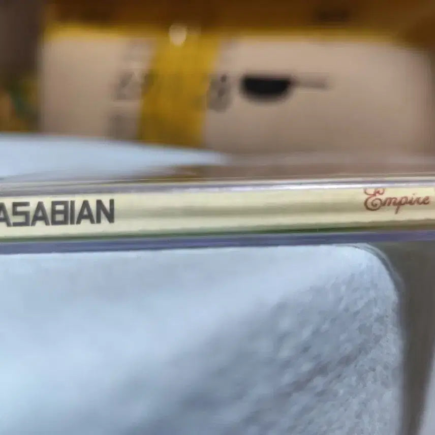 [BUNJANG] Kasabian 1st Album CD / 미개봉,CD) Kasabian (1집,무삭제 반)+2집 Empire 무료