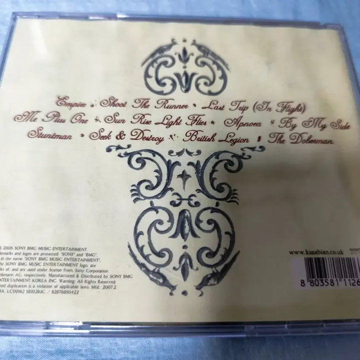 [BUNJANG] Kasabian 1st Album CD / 미개봉,CD) Kasabian (1집,무삭제 반)+2집 Empire 무료
