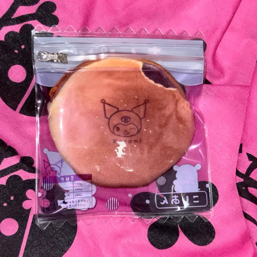 [BUNJANG] Sanrio Kuromi Bread Pouch / 일본) 산리오 쿠로미 빵 파우치