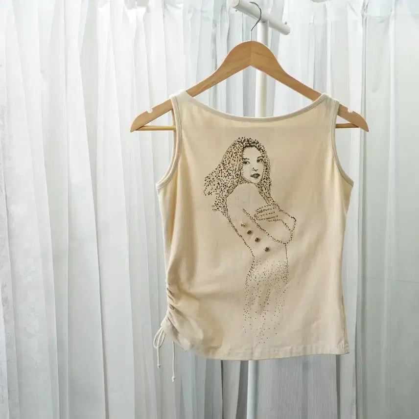[SOLD OUT] y2k 큐빅 프린팅 사이드 셔링 나시 1887