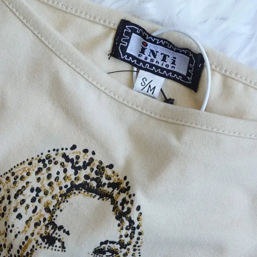 [SOLD OUT] y2k 큐빅 프린팅 사이드 셔링 나시 1887