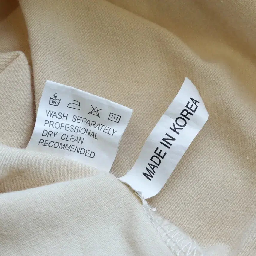[SOLD OUT] y2k 큐빅 프린팅 사이드 셔링 나시 1887