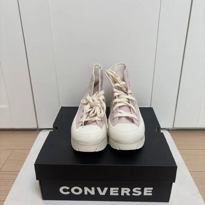 [BUNJANG] Converse Chuck Taylor All Star Rugged 2.0 Barely Rose Sneakers / 컨버스 척테일러 올스타 러기드 2.0 베얼리 로즈 새상품 (225)