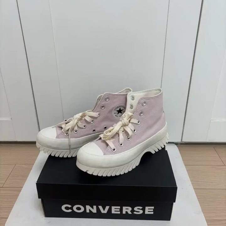 [BUNJANG] Converse Chuck Taylor All Star Rugged 2.0 Barely Rose Sneakers / 컨버스 척테일러 올스타 러기드 2.0 베얼리 로즈 새상품 (225)