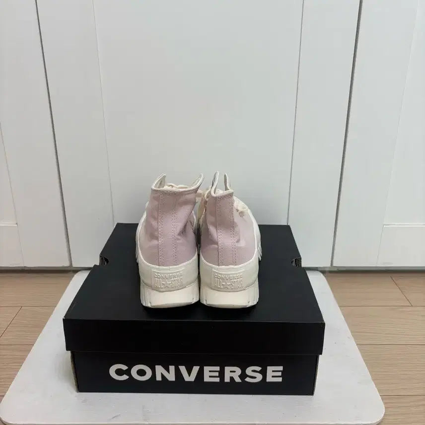 [BUNJANG] Converse Chuck Taylor All Star Rugged 2.0 Barely Rose Sneakers / 컨버스 척테일러 올스타 러기드 2.0 베얼리 로즈 새상품 (225)