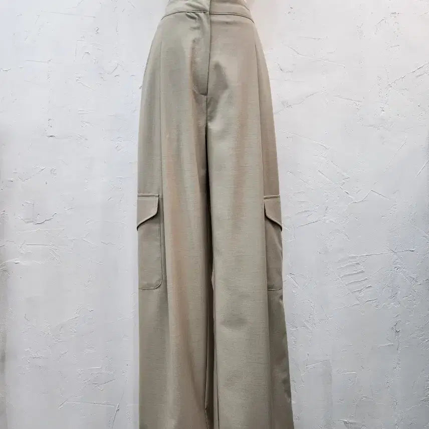 [BUNJANG] Beige Cargo Wide Pants / 베이지 카고 와이드 팬츠