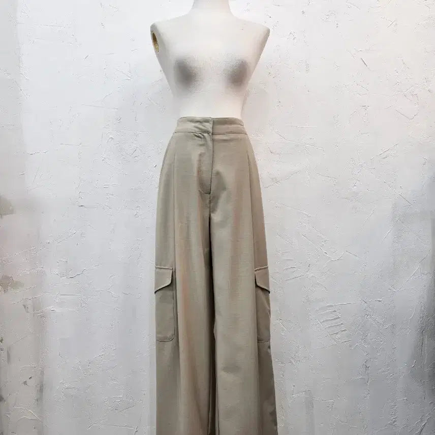 [BUNJANG] Beige Cargo Wide Pants / 베이지 카고 와이드 팬츠
