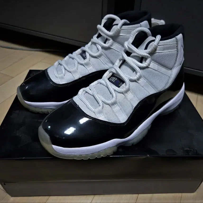 [BUNJANG] Nike Air Jordan 11 Concord Mid 2018 Sneakers / 나이키 에어 조던11 콩코드 미드 2018, 275mm  팝니다.