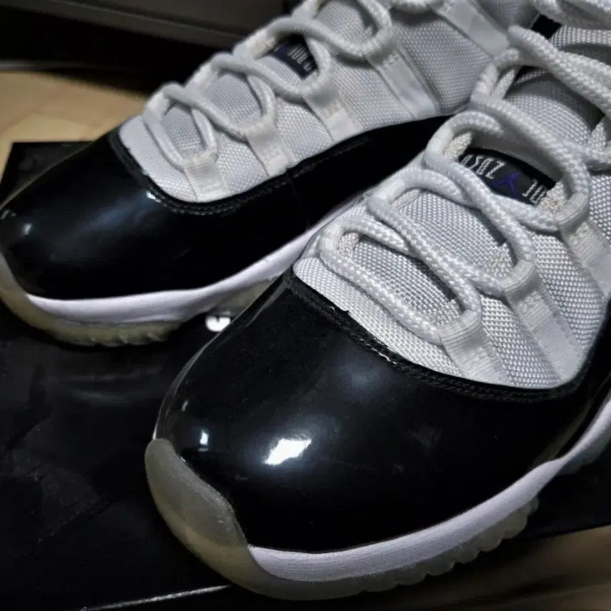 [BUNJANG] Nike Air Jordan 11 Concord Mid 2018 Sneakers / 나이키 에어 조던11 콩코드 미드 2018, 275mm  팝니다.