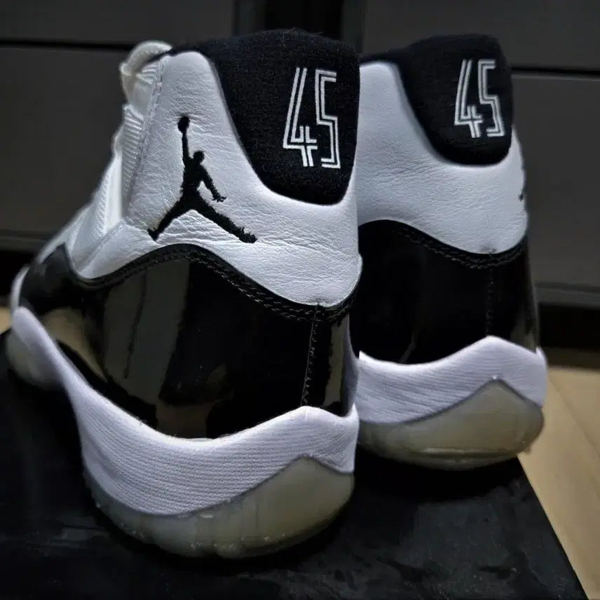 [BUNJANG] Nike Air Jordan 11 Concord Mid 2018 Sneakers / 나이키 에어 조던11 콩코드 미드 2018, 275mm  팝니다.