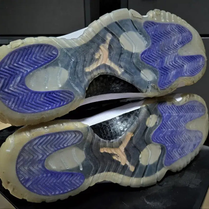 [BUNJANG] Nike Air Jordan 11 Concord Mid 2018 Sneakers / 나이키 에어 조던11 콩코드 미드 2018, 275mm  팝니다.