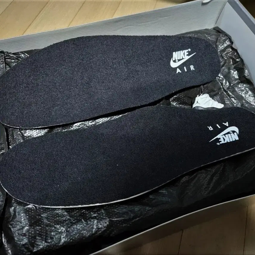 [BUNJANG] Nike Air Jordan 11 Concord Mid 2018 Sneakers / 나이키 에어 조던11 콩코드 미드 2018, 275mm  팝니다.