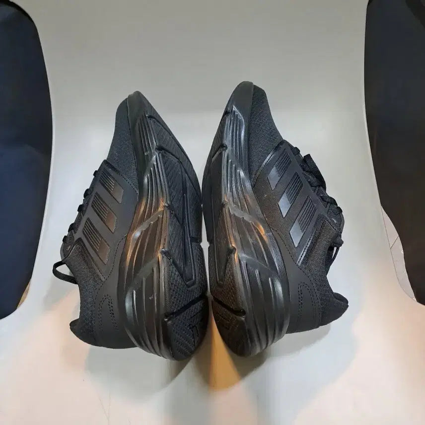 [SOLD OUT] 아디다스 갤럭시6 블랙 운동화 265mm