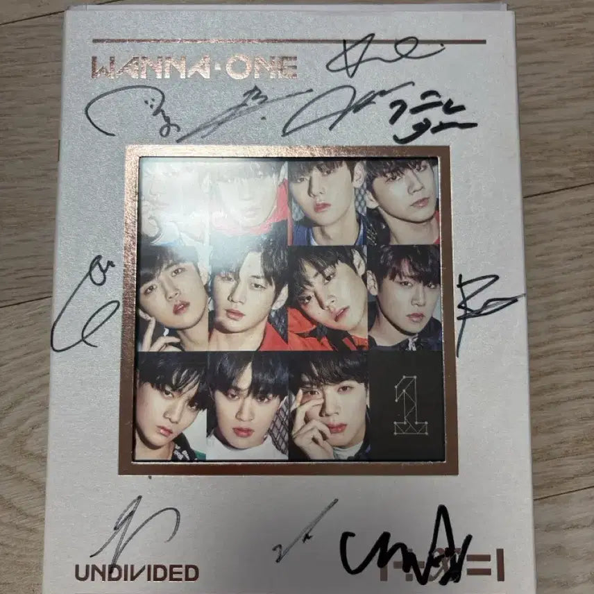 [BUNJANG] Wanna One Park Jihoon Signed Album / 워너원 박지훈 싸인앨범 친필