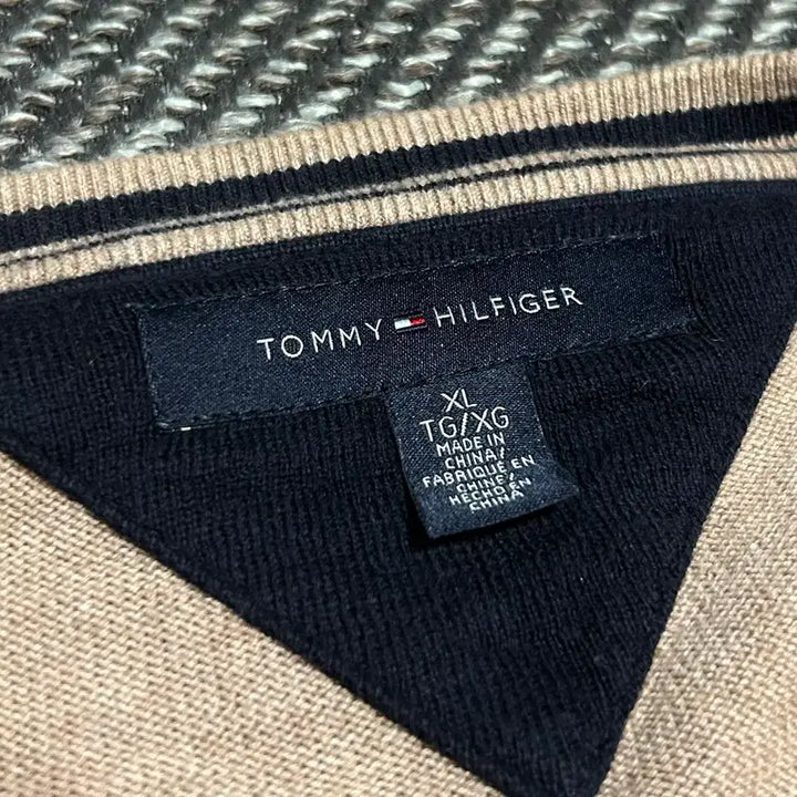 [BUNJANG] Tommy Hilfiger Beige Cotton V-Neck Knit Sweater / [XL] Tommy 타미힐피거 베이지 코튼 브이넥 니트