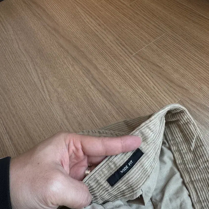 [BUNJANG] Musinsa Standard Corduroy Wide Pants 31 / 무신사스탠다드 코듀로이 와이드 팬츠 31사이즈