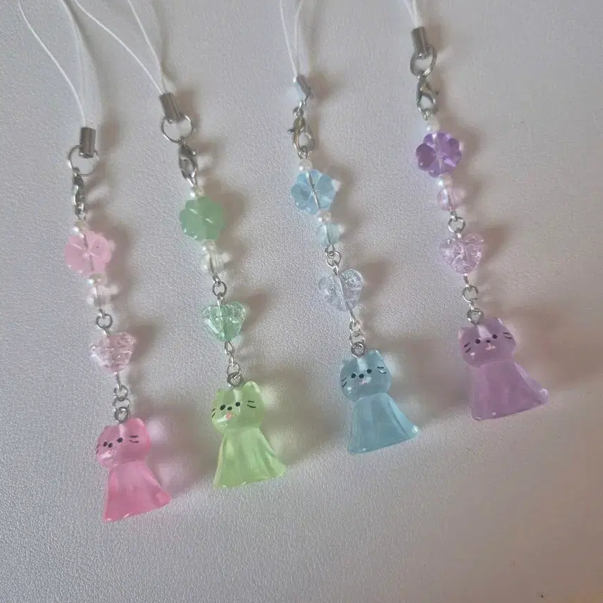[BUNJANG] Handmade Cat Teru Teru Bozu Beaded Keychain / [수제 비즈키링] 사랑과 행운의 날씨인형 고양이 테루테루보즈