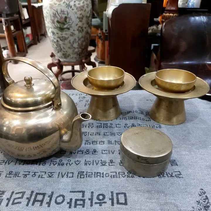 [BUNJANG] Antique Bronze Teapot and Others / 놋주전자 외 3점