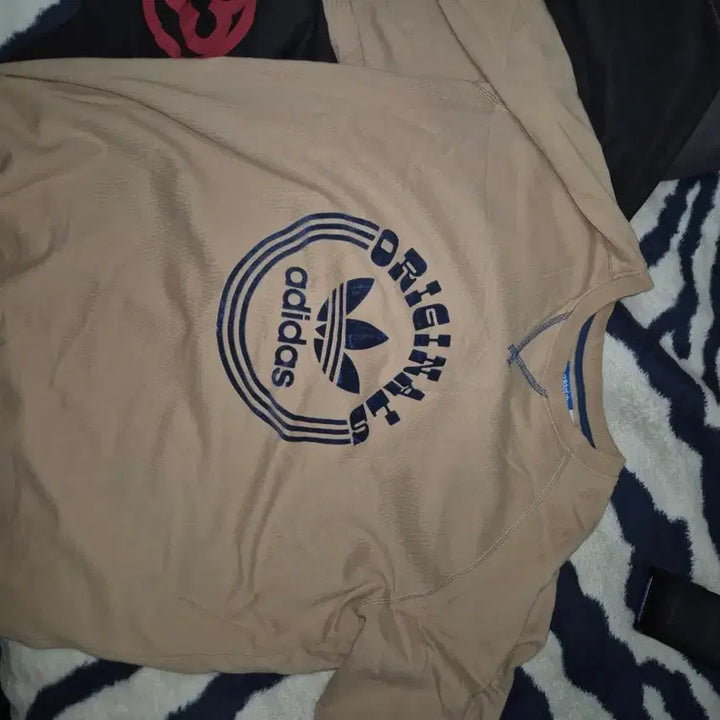 [BUNJANG] Adidas Crewneck Sweatshirt / 아디다스 맨투맨