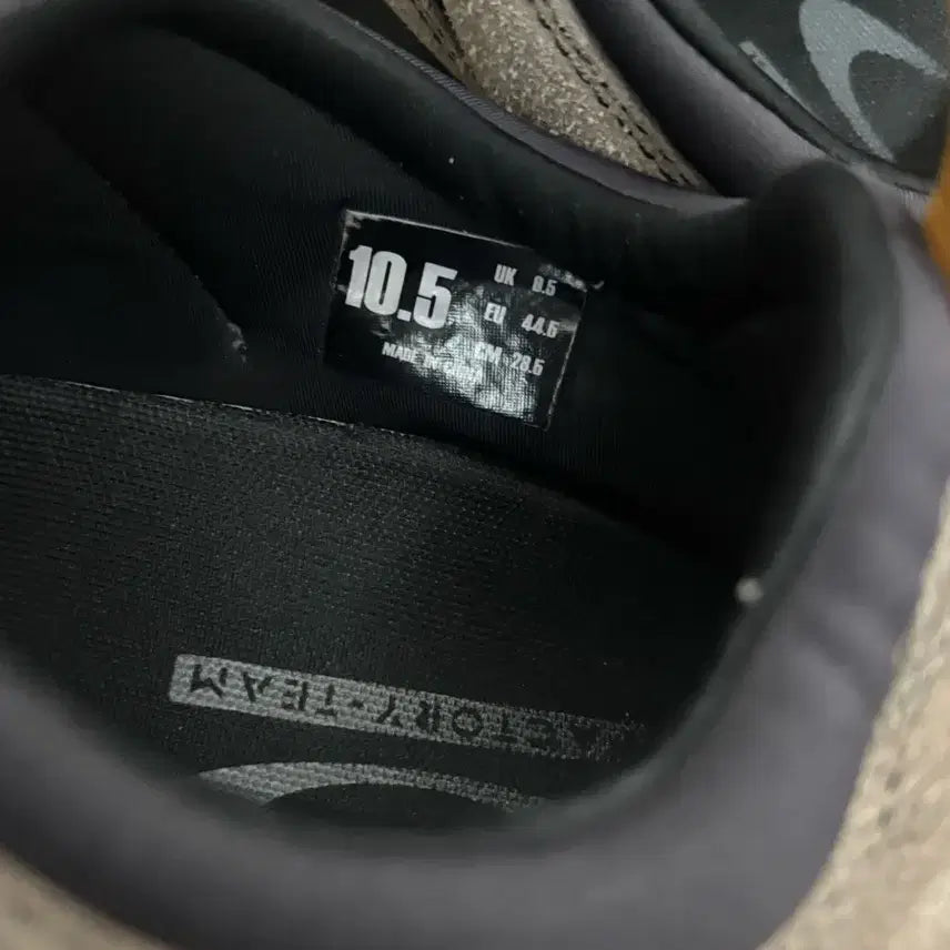 [BUNJANG] Oakley Factory Team x Brain Dead Suede Flash Sneakers / 오클리 팩토리 팀 x 브레인 데드 스웨이드 플래시  285