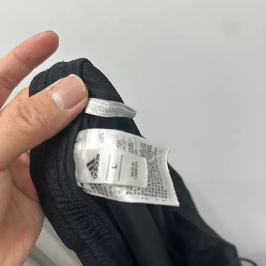 [BUNJANG] Adidas Black Shorts L / [만원 아라비아빈티지]아디다스 블랙 반바지 75 프린팅 L