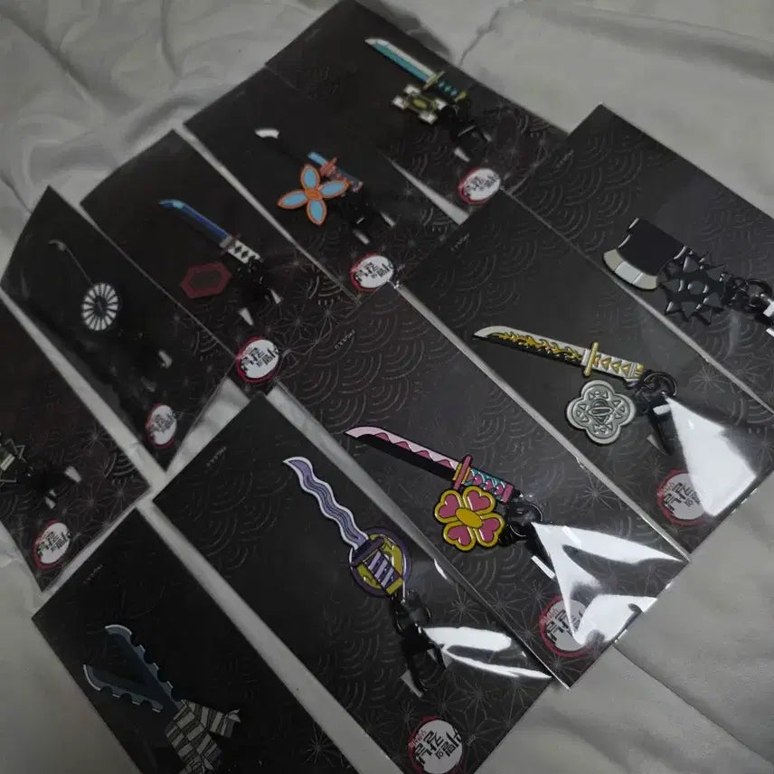 [BUNJANG] Megabox Demon Slayer Nichirin Sword Full Set / 미개봉)메가박스 귀칼 일륜도 풀세트 판매합니다