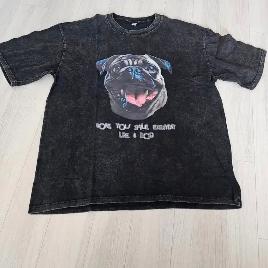 [BUNJANG] Black Pug Printed Vintage T-shirt / 블랙 퍼그 프린팅 반팔 티셔츠