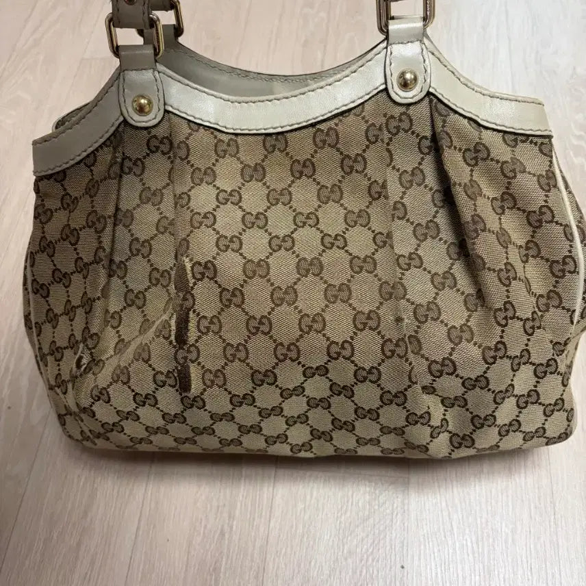 [BUNJANG] Gucci GG Logo Tote Bag / 구찌 GG로고 토트백.