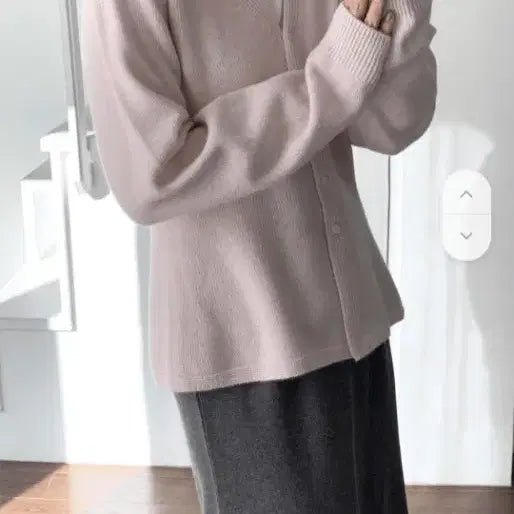 [BUNJANG] V-Neck Holgarment Flare Cardigan / 브이넥 홀가먼트 플레어 가디건 그레이/핑크 새상품