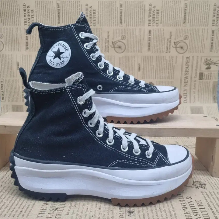 [BUNJANG] Converse Run Star Hike High Top Sneakers / 컨버스 런스타 하이크 하이탑255