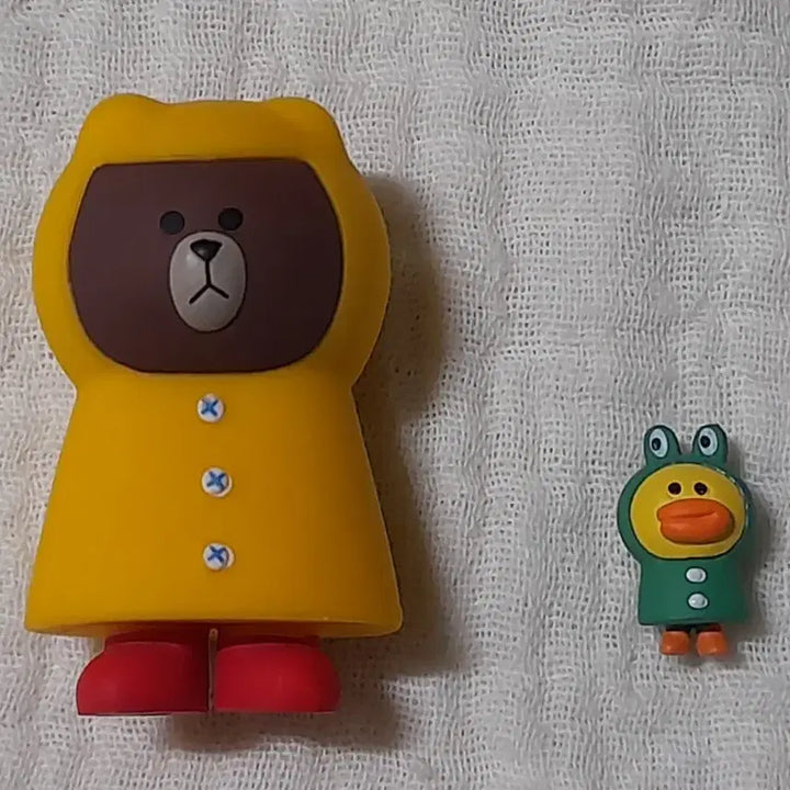[BUNJANG] Line Friends Brown &amp; Sally Figure / 러인프렌즈 피규어 우비 브라운&amp;샐리
