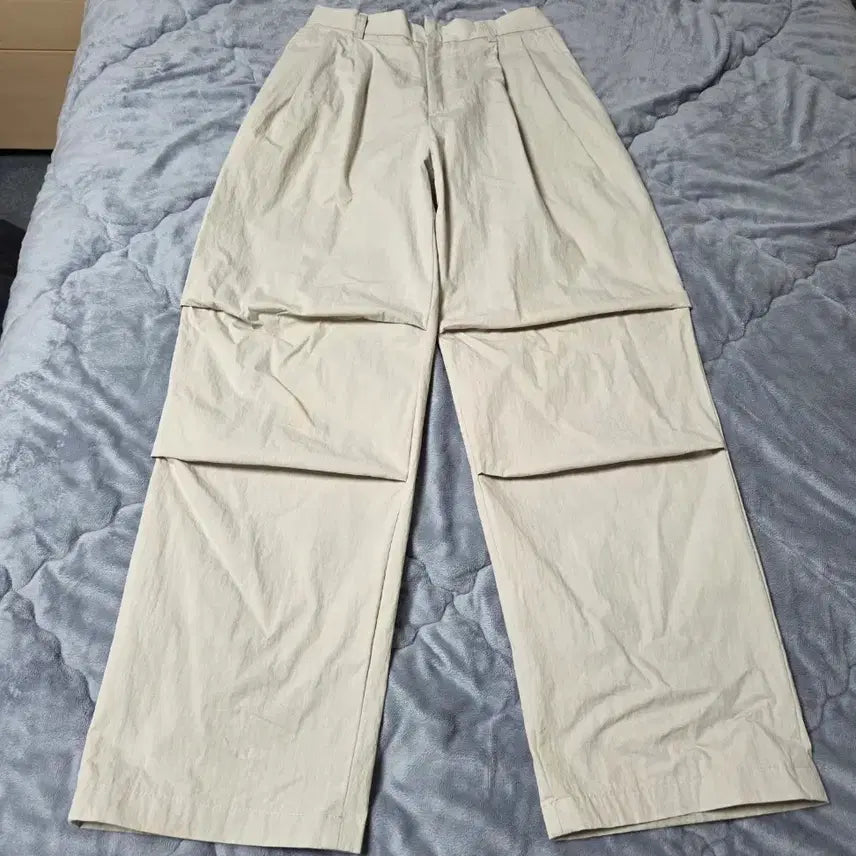 [BUNJANG] Fabregas Parachute Pants Beige / [1] 파브레가 파라슈트 팬츠 베이지