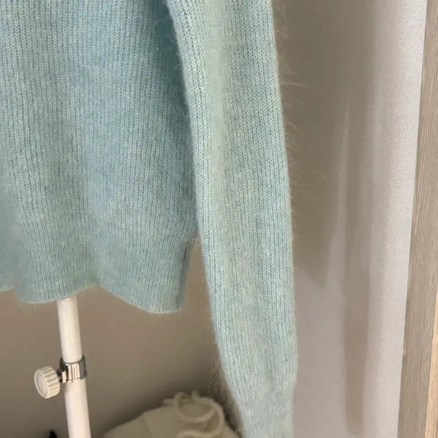 [BUNJANG] Room K Mohair Knit Sky Blue / 룸케이 모헤어 니트 하늘색