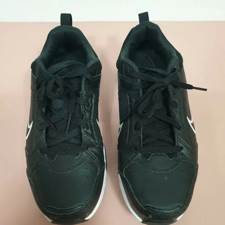 [SOLD OUT] 나이키 검정색 디파이 올 데이 265사이즈