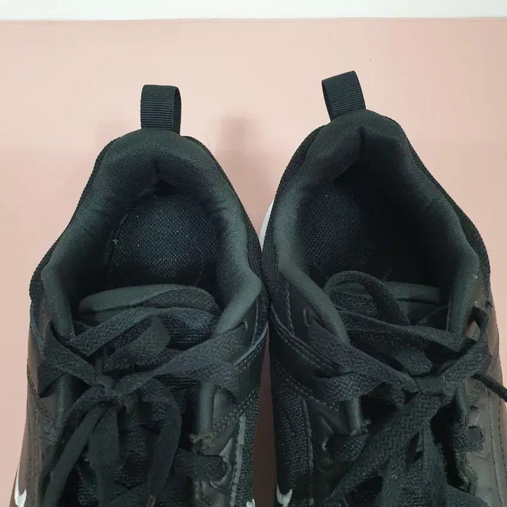 [SOLD OUT] 나이키 검정색 디파이 올 데이 265사이즈
