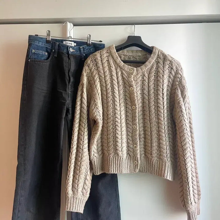 [BUNJANG] NICE CLAUP Crochet Cardigan &amp; Renui Two-tone Trousers Set / (봄 셋업) 르누이 가죽라벨 투톤 트라우저