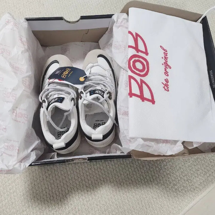 [BUNJANG] BOB White Canvas Sneakers / BOB 패션 골프화 BTWC 1503. 235. 새상품