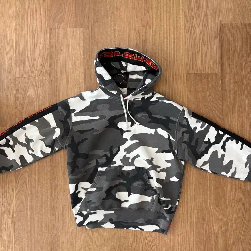 [BUNJANG] Supreme Woven Patches Hoodie Snow Camo / 슈프림 우븐 패치스 후드 스노우 카모