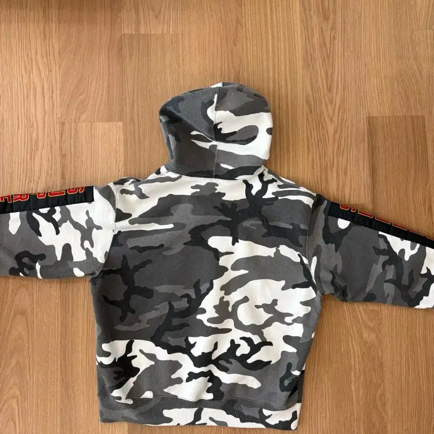 [BUNJANG] Supreme Woven Patches Hoodie Snow Camo / 슈프림 우븐 패치스 후드 스노우 카모