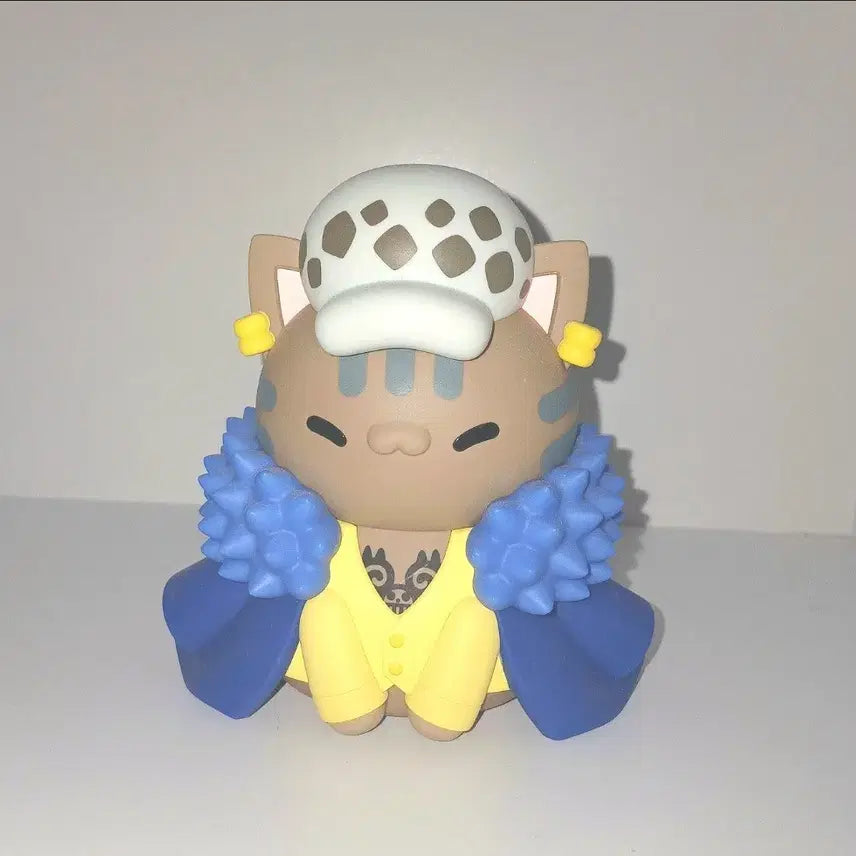 [SOLD OUT] 원피스 로우 메가캣 피규어