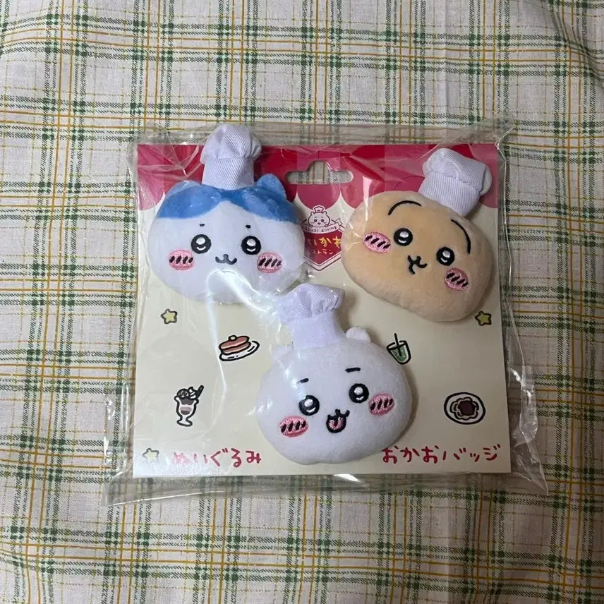 [BUNJANG] Chiikawa Restaurant Chef Doll Badge / 치이카와 레스토랑 요리사 인형 뱃지