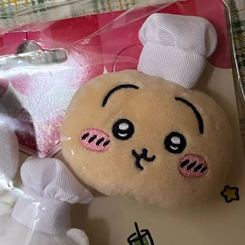 [BUNJANG] Chiikawa Restaurant Chef Doll Badge / 치이카와 레스토랑 요리사 인형 뱃지