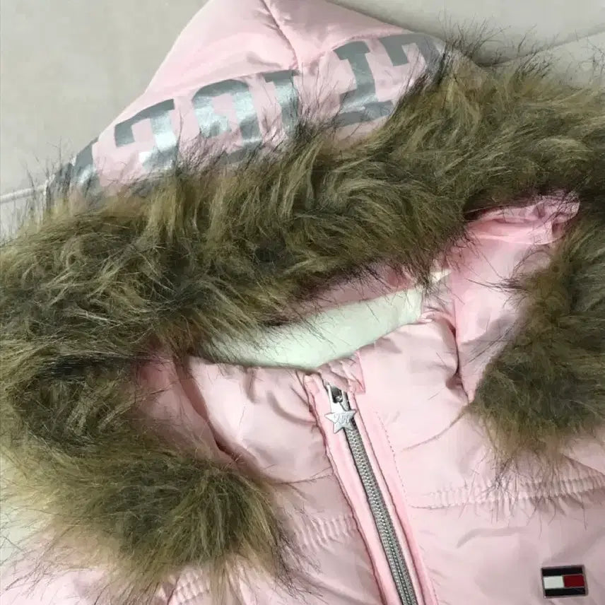 [BUNJANG] Tommy Hilfiger Pink Fur Hooded Padded Jacket / 타미힐피거 핑크 퍼 패딩 울프죠 라떼 히메 갸루 러블리 빈티지 스포티