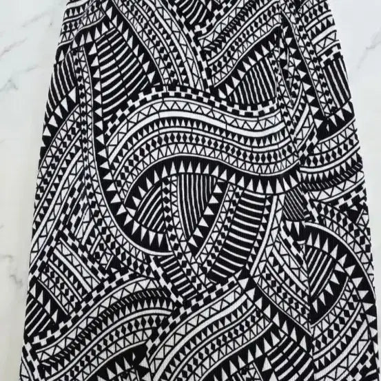 [BUNJANG] S2 Pattern Skirt + Socks Set / S2 패턴 플리츠 스커트(택포)