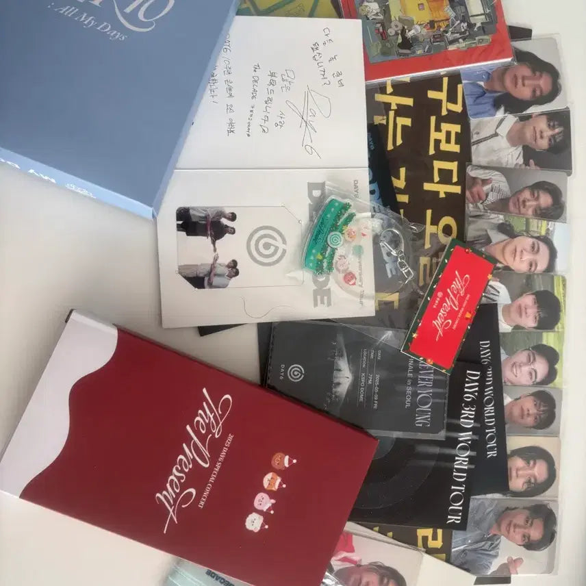 [BUNJANG] DAY6 Goods Bundle Set / 급처 데이식스 굿즈 포카 콘서트 일괄 양도