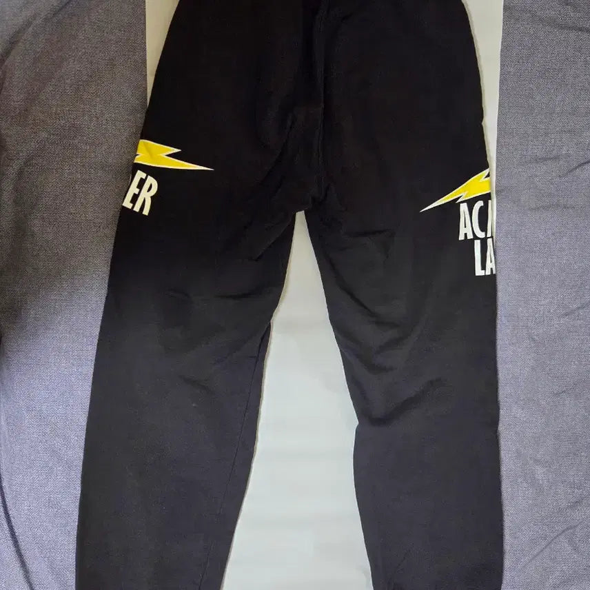 [BUNJANG] ADLV Thunderbolt Jogger Pants Black (Size 1) / [판매] 아크메드라비(ADLV) 썬더볼트 조거 팬츠 블랙(1사이즈)