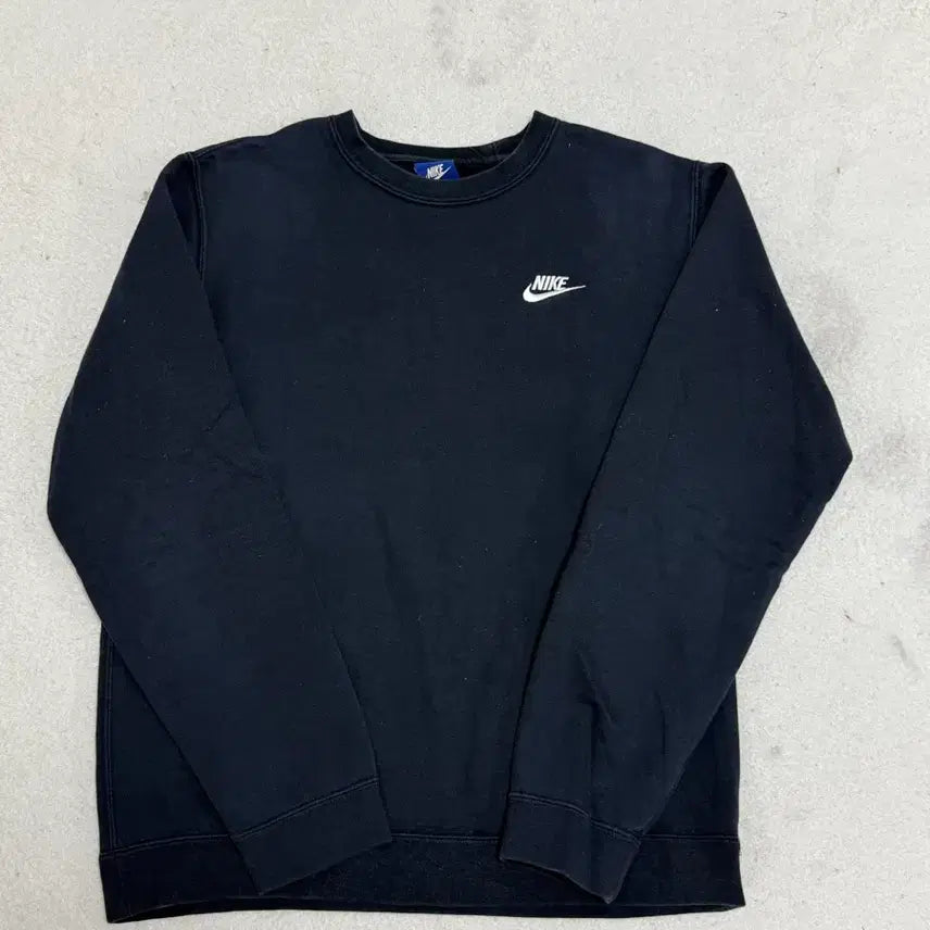 [BUNJANG] Nike Black Sweatshirt M / 나이키 블랙 맨투맨 티셔츠 M