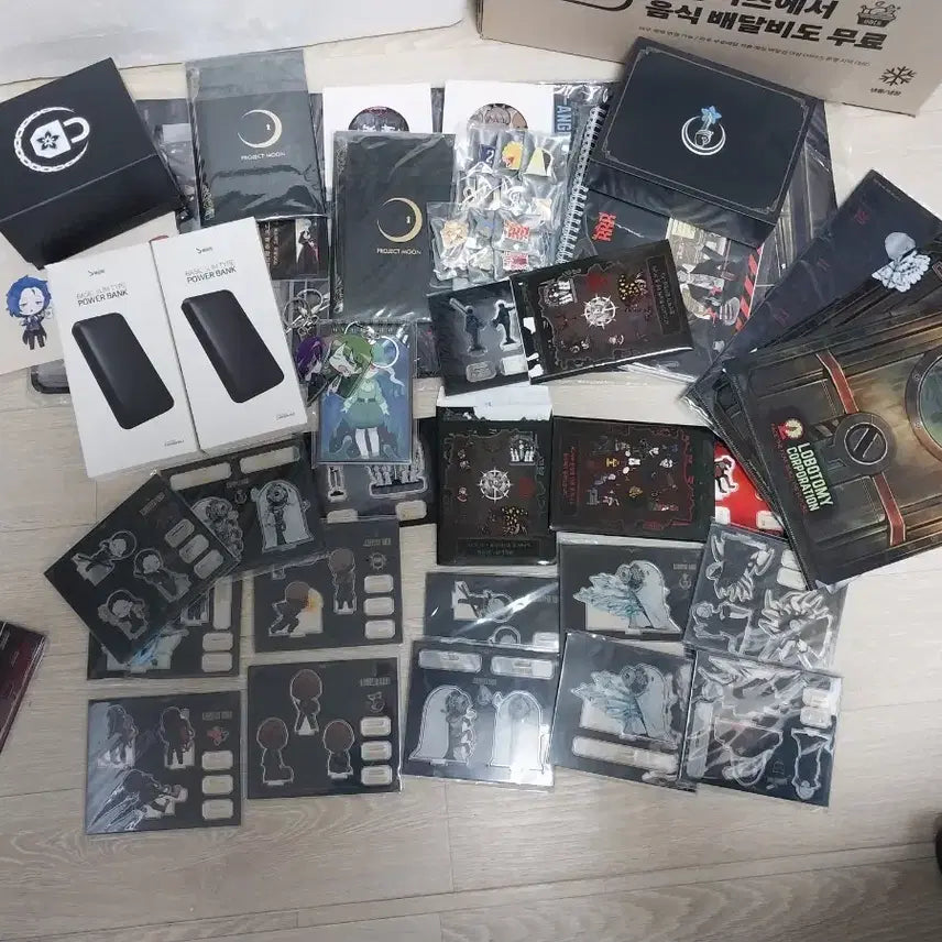 [BUNJANG] Lobotomy Corporation &amp; Limbus Company Goods / 로보토미, 라오루 굿즈 판매합니다